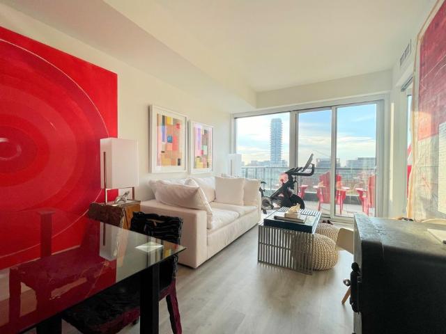 House for rent in Toronto Centre, Toronto