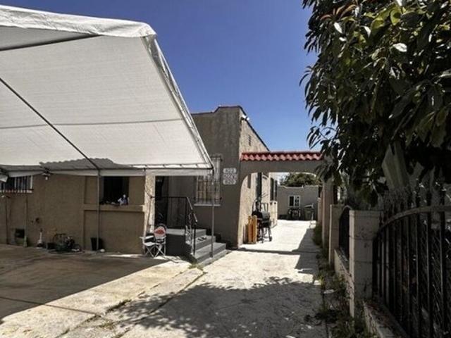 House for sale in Canoga Park, California