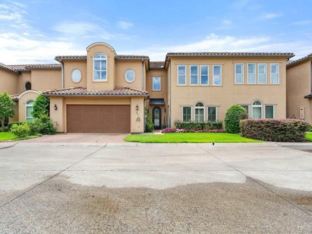 Townhouse for sale in Smith, Texas
