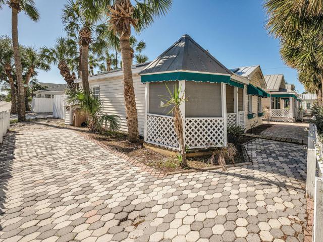 Triplex for sale in Indian Rocks Beach Triplex for sale in Indian Rocks Beach