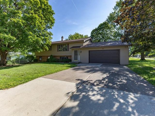 House for sale in Geneseo, Illinois
