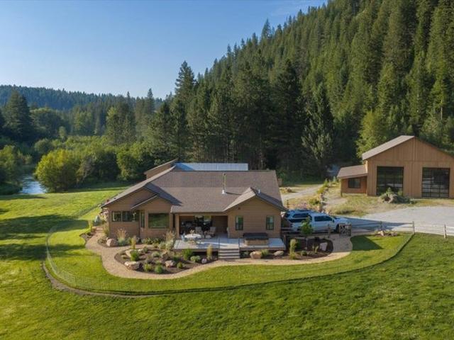 House for sale in Newport, Washington