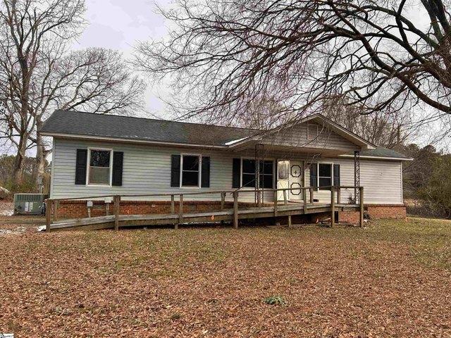 House for sale in Laurens, South Carolina