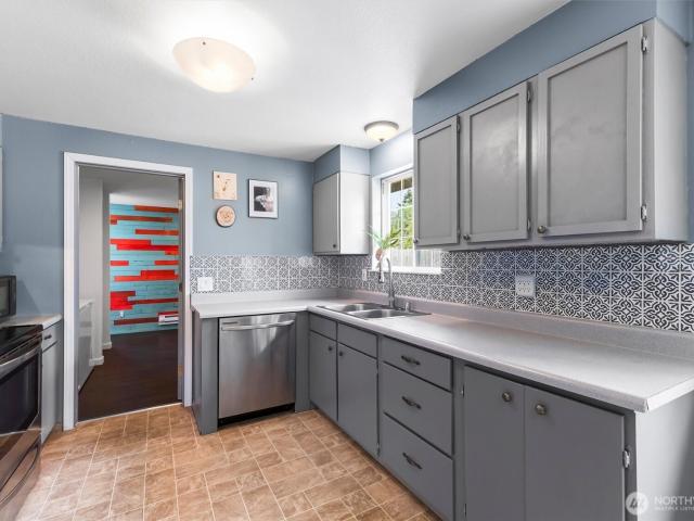 House for sale in Oak Harbor, Washington