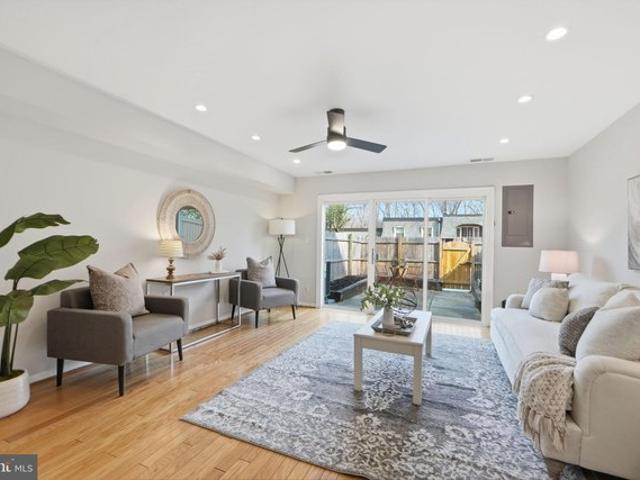 Condo for sale in Virginia