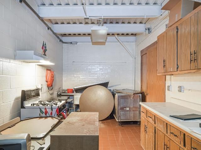 Commercial for sale in Chicago Park, Illinois