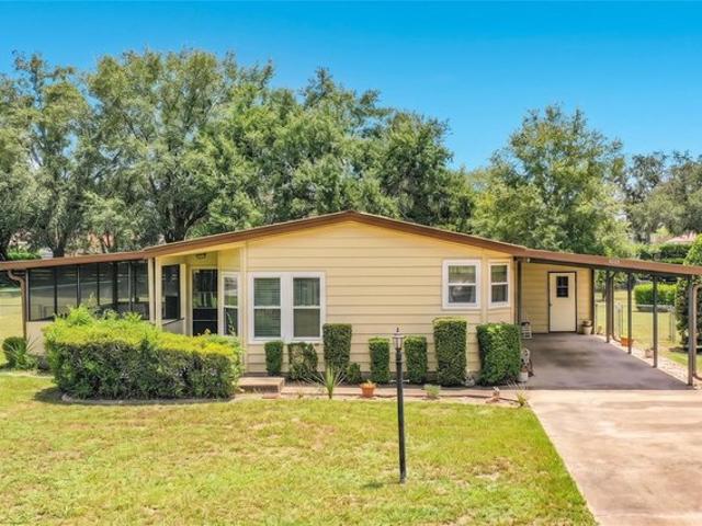 House for sale in Lady Lake, Florida