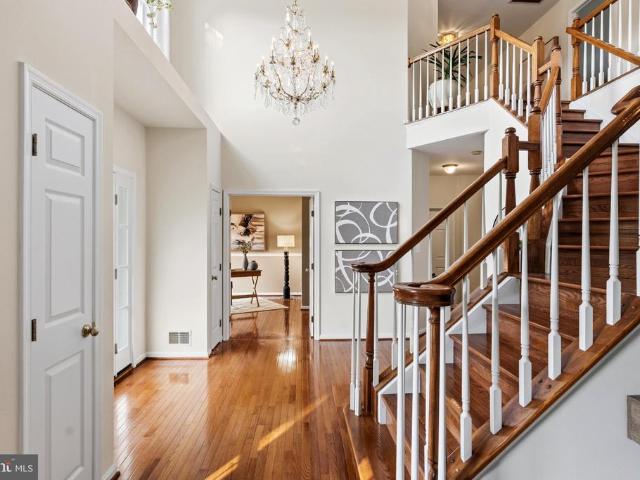 House for sale in Newberry Station, Newington