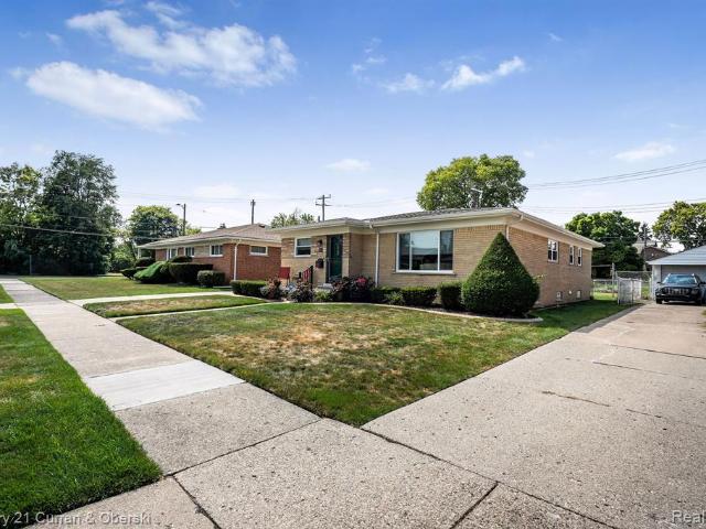 House for sale in Dearborn Heights, Michigan