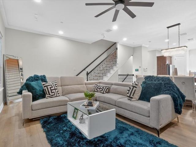 Townhouse for sale in Frisco, Texas