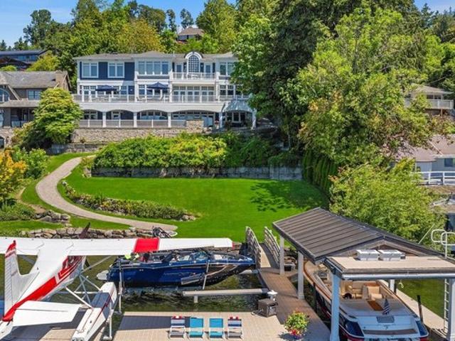 House for sale in Mercer Island, Washington