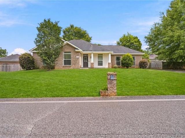 House for sale in Semmes, Alabama