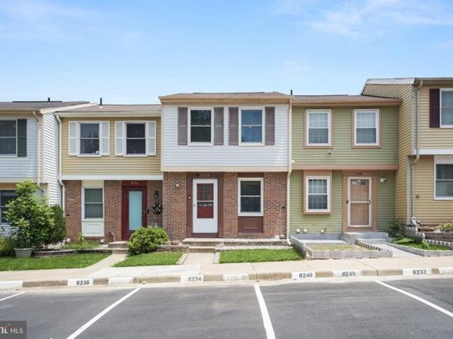 Townhouse for sale in Virginia