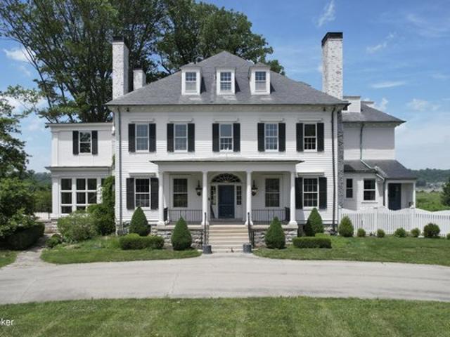 House for sale in Prospect, Kentucky