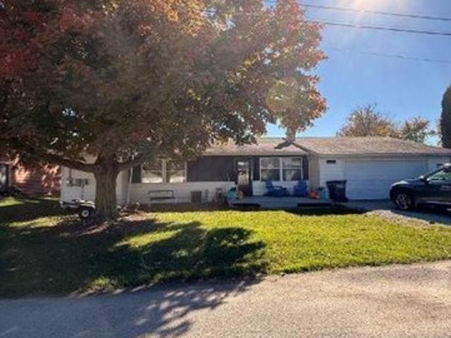 House for sale in Syracuse, Kosciusko County