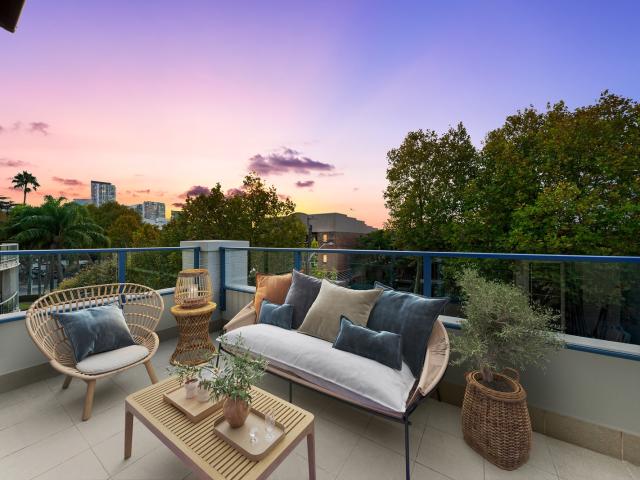 Apartment for rent in Lower North Shore, Sydney