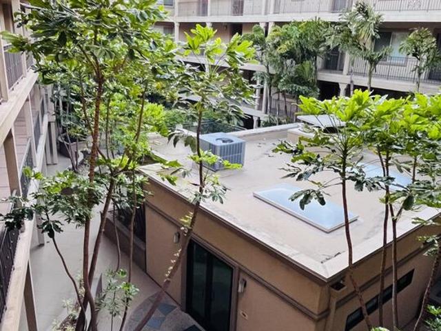 Condo for sale in Canoga Park, California