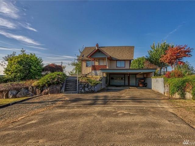 House for sale in South Bend, Washington