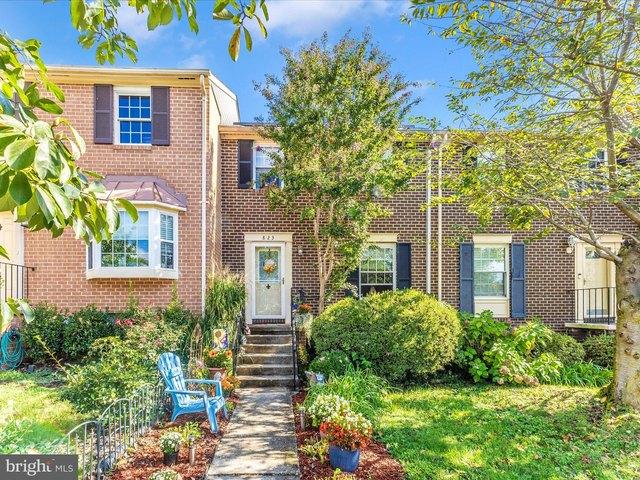 Townhouse for sale in Pasadena, Maryland