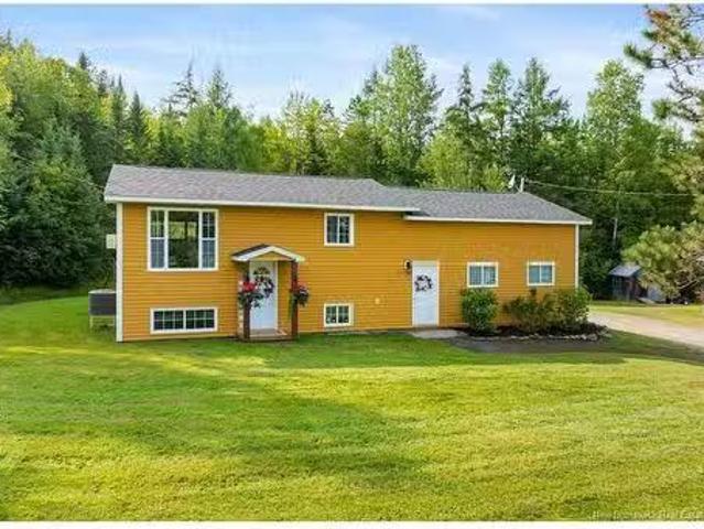 House for sale in Penniac, New Brunswick