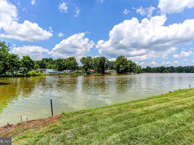 House for sale in Lewisberry