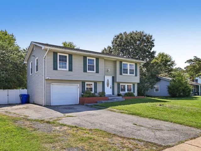 House for sale in Saint Charles, Waldorf