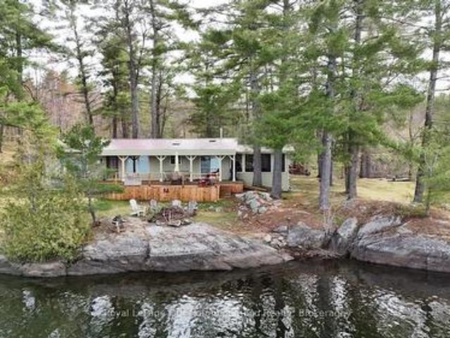 House for sale in Methuen, Ontario