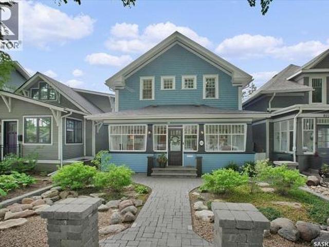 House for sale in Saskatoon, Saskatchewan