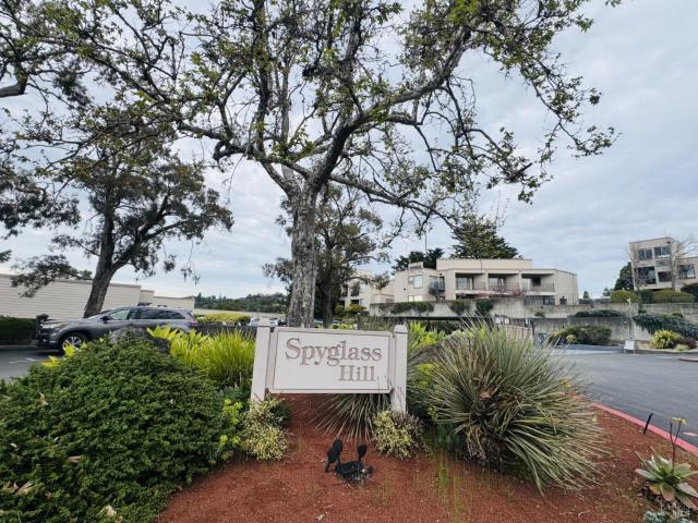 Condo for sale in Greenbrae, California