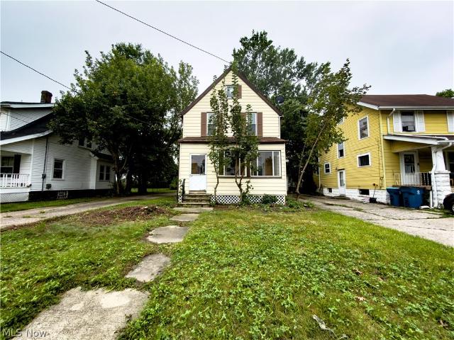 House for sale in Lorain, Ohio