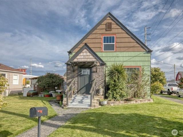 House for sale in Aberdeen, Washington