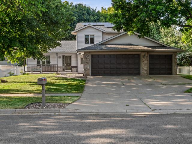 House for sale in Onalaska, La Crosse County