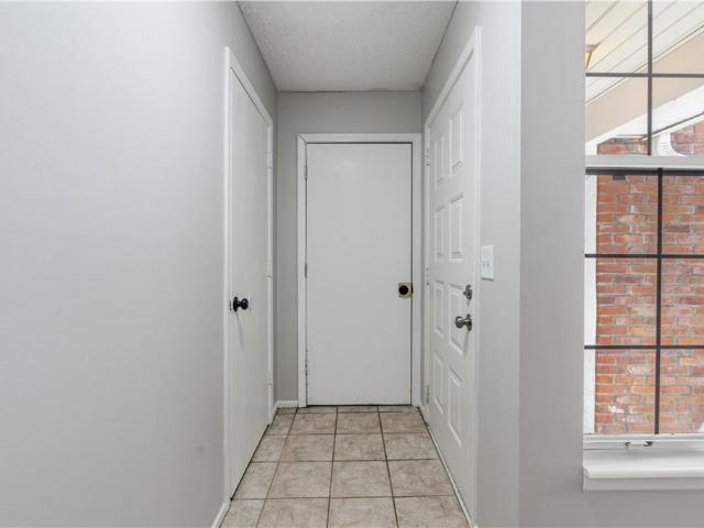 Townhouse for sale in The Coves, Kansas City