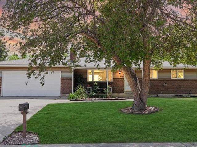 House for sale in Lakewood, Colorado