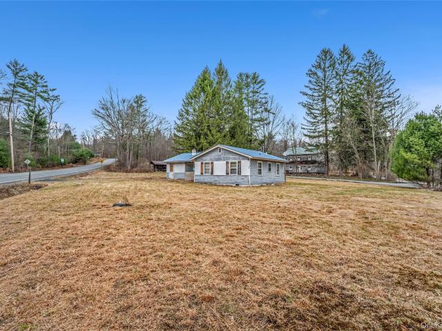 House for sale in Barryville, New York