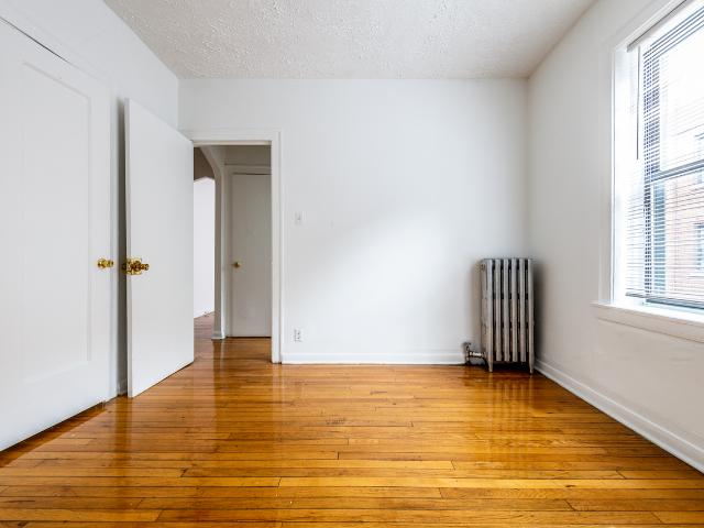 Apartment for rent in Chicago Park, Illinois