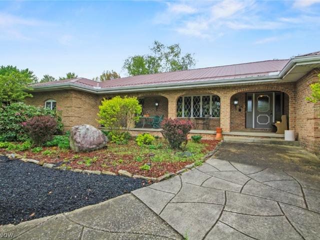 House for sale in Poland, Ohio