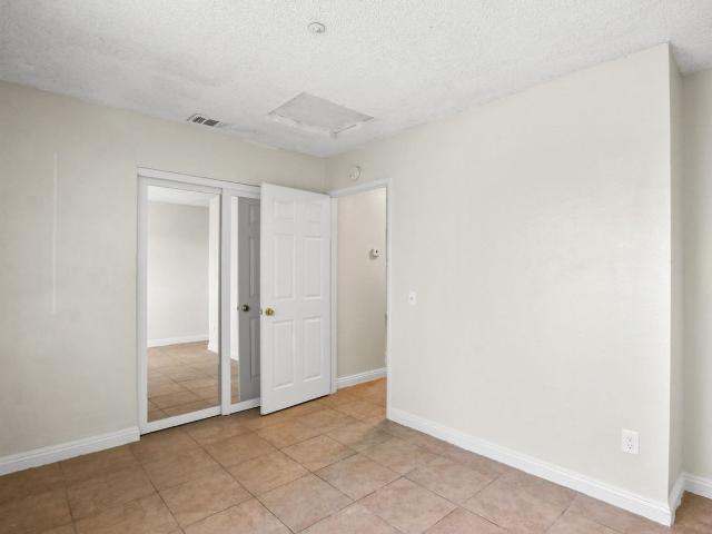 Apartment for rent in Fontana, California