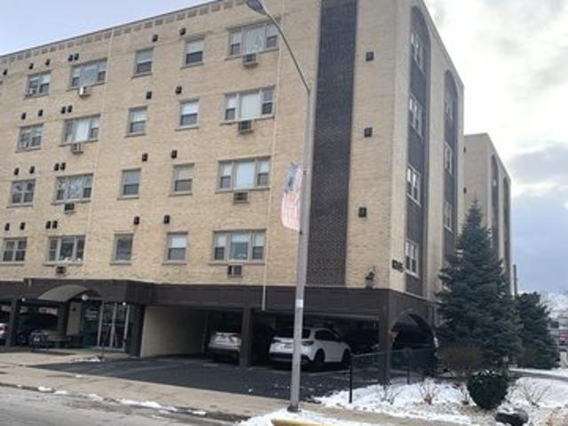 Condo for sale in River Grove, Illinois