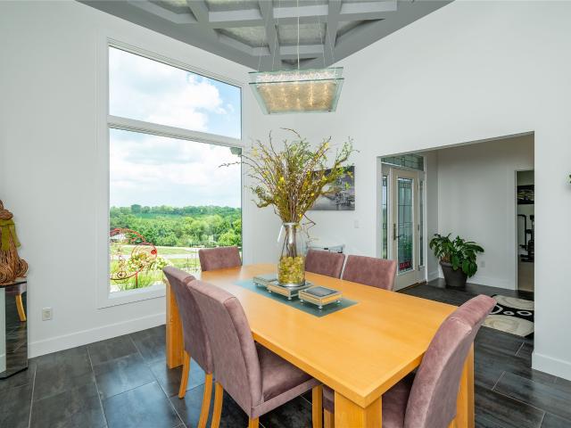 House for sale in Twin Lakes, Norwalk