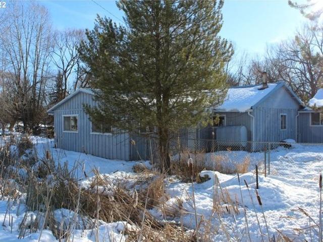 House for sale in Oregonia
