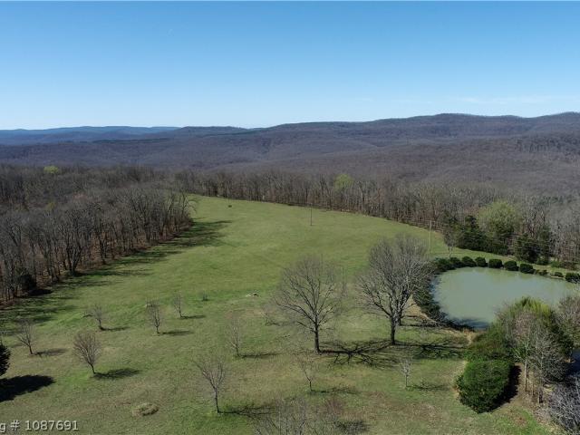 Farm for sale in Ark