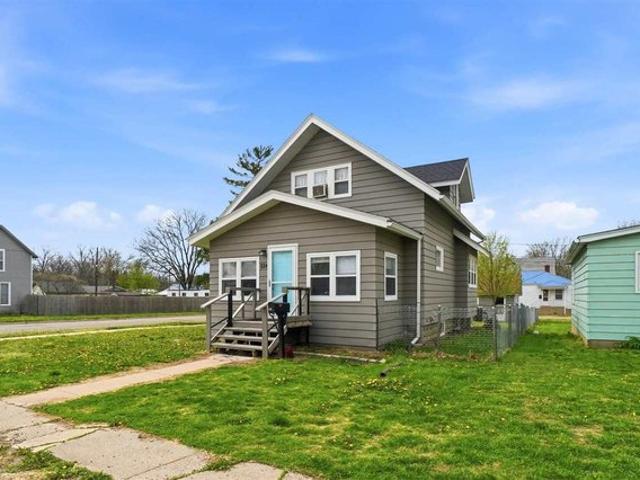 House for sale in Columbus Junction, Iowa