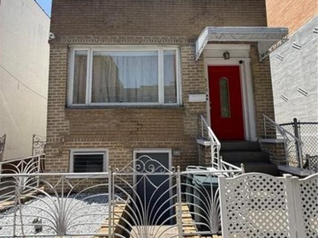 Land for sale in Arverne, New York