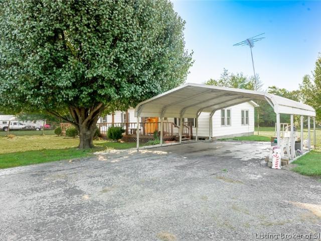 House for sale in Scottsburg, Scott County