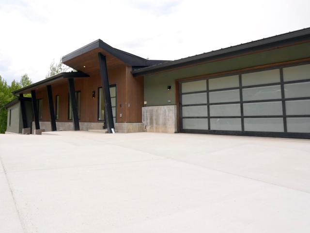 Duplex for sale in Avon