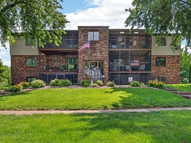 Condo for sale in Mclean, Illinois