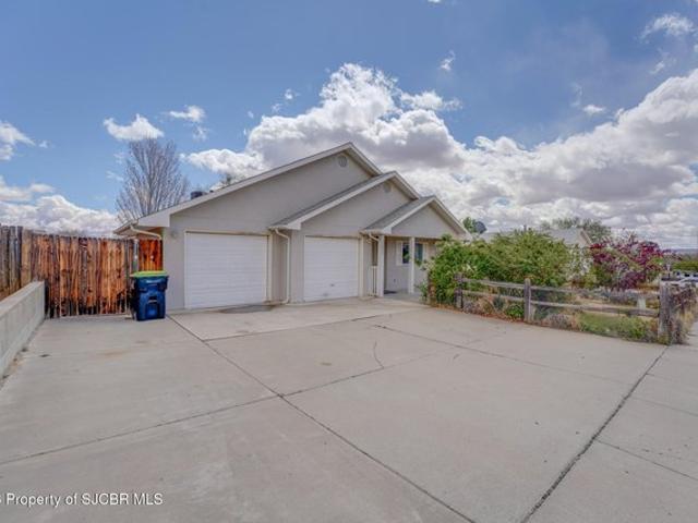 House for sale in Bloomfield, New Mexico
