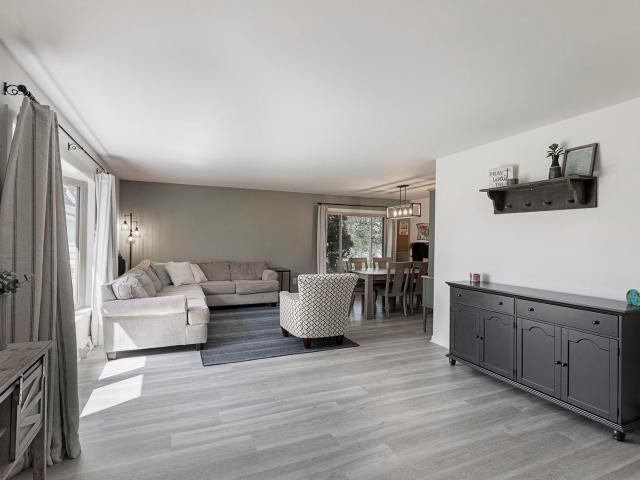 House for sale in Mchenry, Illinois