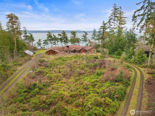 House for sale in Nordland, Washington